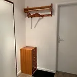 Apartment Barz *